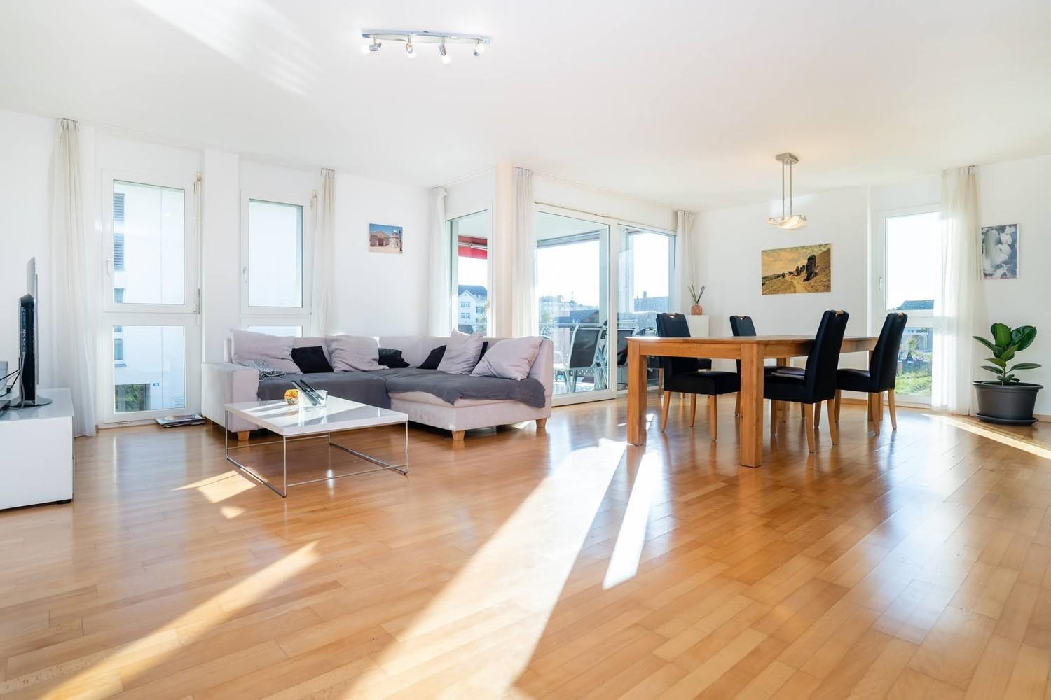 Vk - R - Zuerich Airport - Luxury - Home Stay - Raetschengaessli - Kloten Eksteriør billede